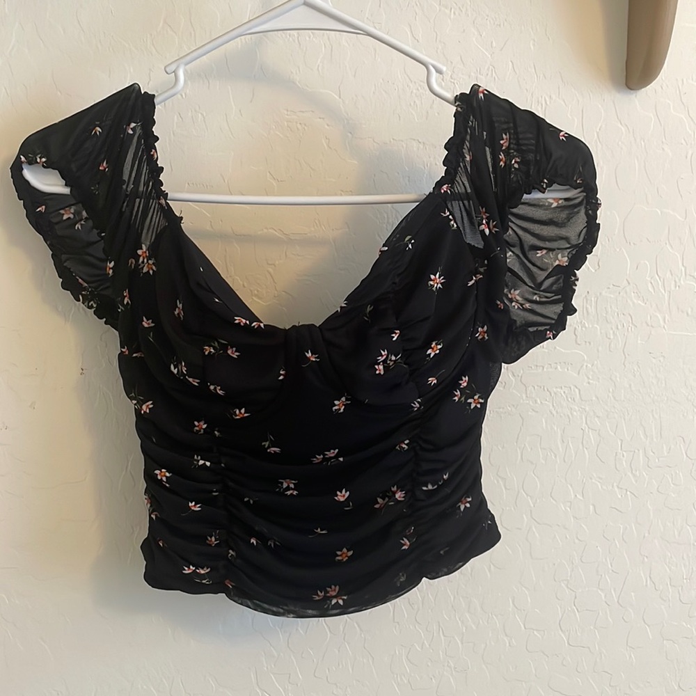 🦋5/$19 crop top